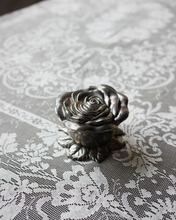 Load image into Gallery viewer, Rose Jewelry Box