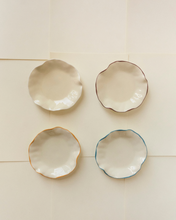 Load image into Gallery viewer, Confete Ribbon Canapé Plates