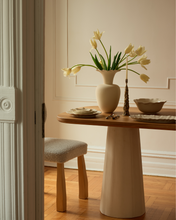 Load image into Gallery viewer, Ribbon Serving Bowl, Swan