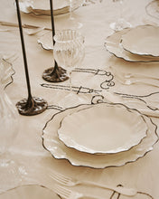 Load image into Gallery viewer, Ribbon Dinner Plate