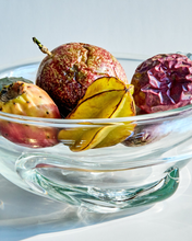 Load image into Gallery viewer, Vine Bowl In Clear