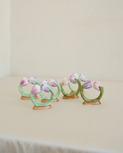 Load image into Gallery viewer, Glass Tulip Napkin Rings