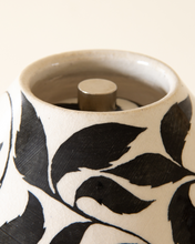 Load image into Gallery viewer, Paisley Lamp