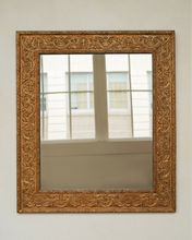 Load image into Gallery viewer, Gilt Foliate Mirror