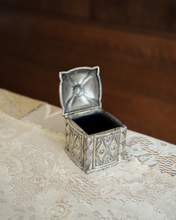 Load image into Gallery viewer, Silver Inkwell