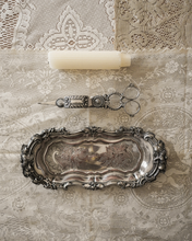 Load image into Gallery viewer, Wick Trimmer and Tray