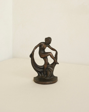 Load image into Gallery viewer, Art Nouveau Figural Sculptures/ Bookends