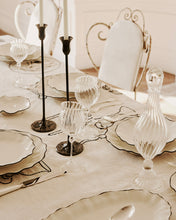 Load image into Gallery viewer, Selene Wine Glass