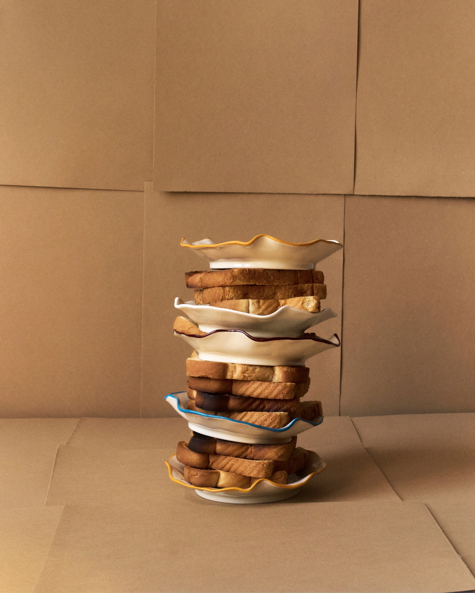 Confete Ribbon Canapé Plates