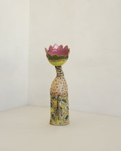Load image into Gallery viewer, Green Flower