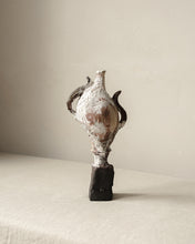 Load image into Gallery viewer, Dancing Giara II