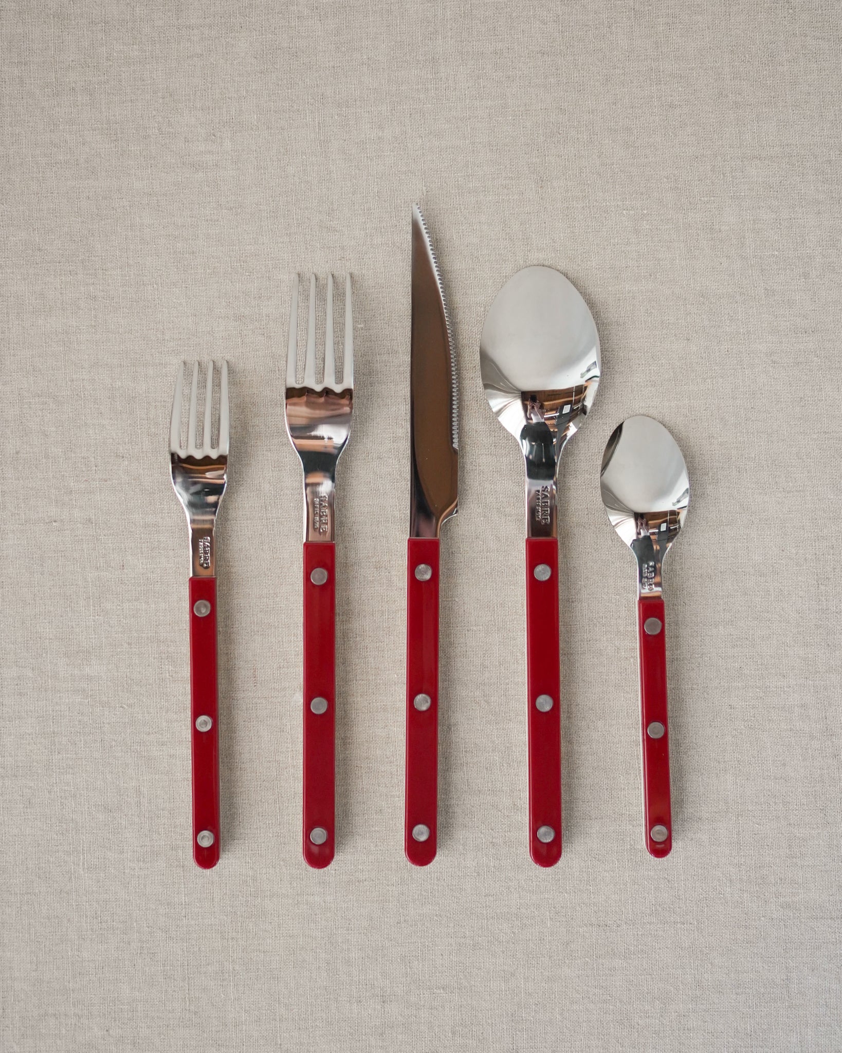 Bistro Cream & Red Flatware Set