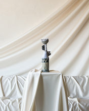 Load image into Gallery viewer, Garden Friend No. 7