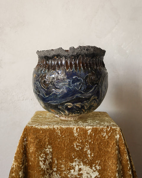 Cy Vase IV
