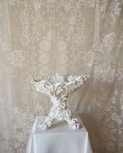 Load image into Gallery viewer, Clementine