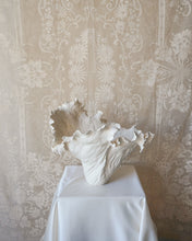 Load image into Gallery viewer, Violet