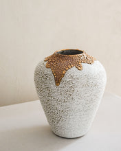 Load image into Gallery viewer, Esme Vase in Crawl Metallic