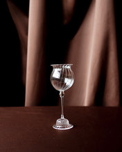 Load image into Gallery viewer, Selene Wine Glass