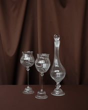 Load image into Gallery viewer, Selene Wine Glass