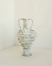 Load image into Gallery viewer, Double Stem Venus Vase