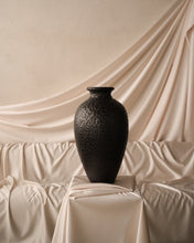 Load image into Gallery viewer, Samara Vessel