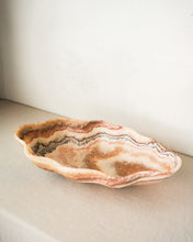 Load image into Gallery viewer, Biarritz Onyx Bowl