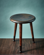 Load image into Gallery viewer, Bunny Stool
