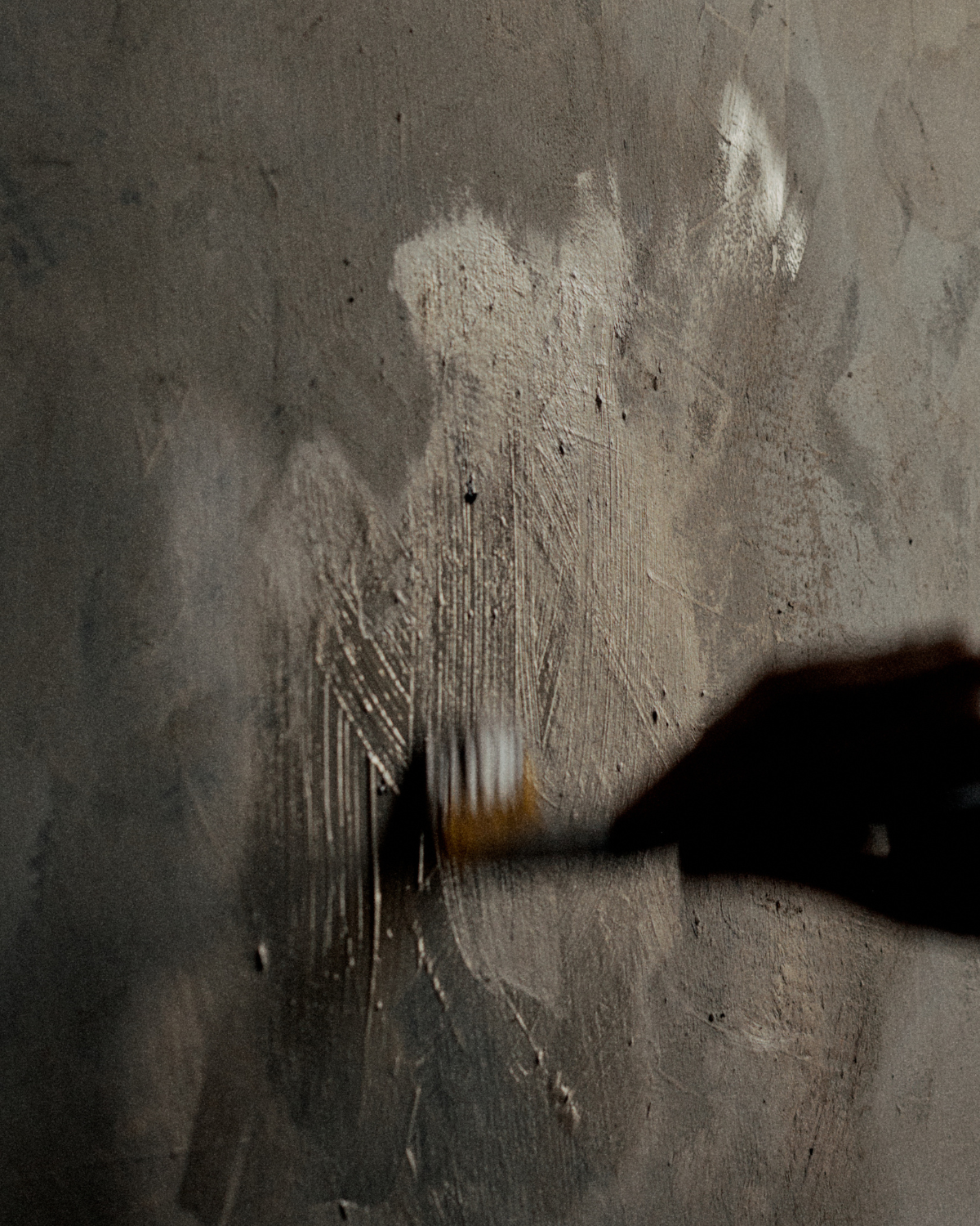 Artist Lauren Skunta photographed by Kelley Shaffer for VOLUME III by LES Collection