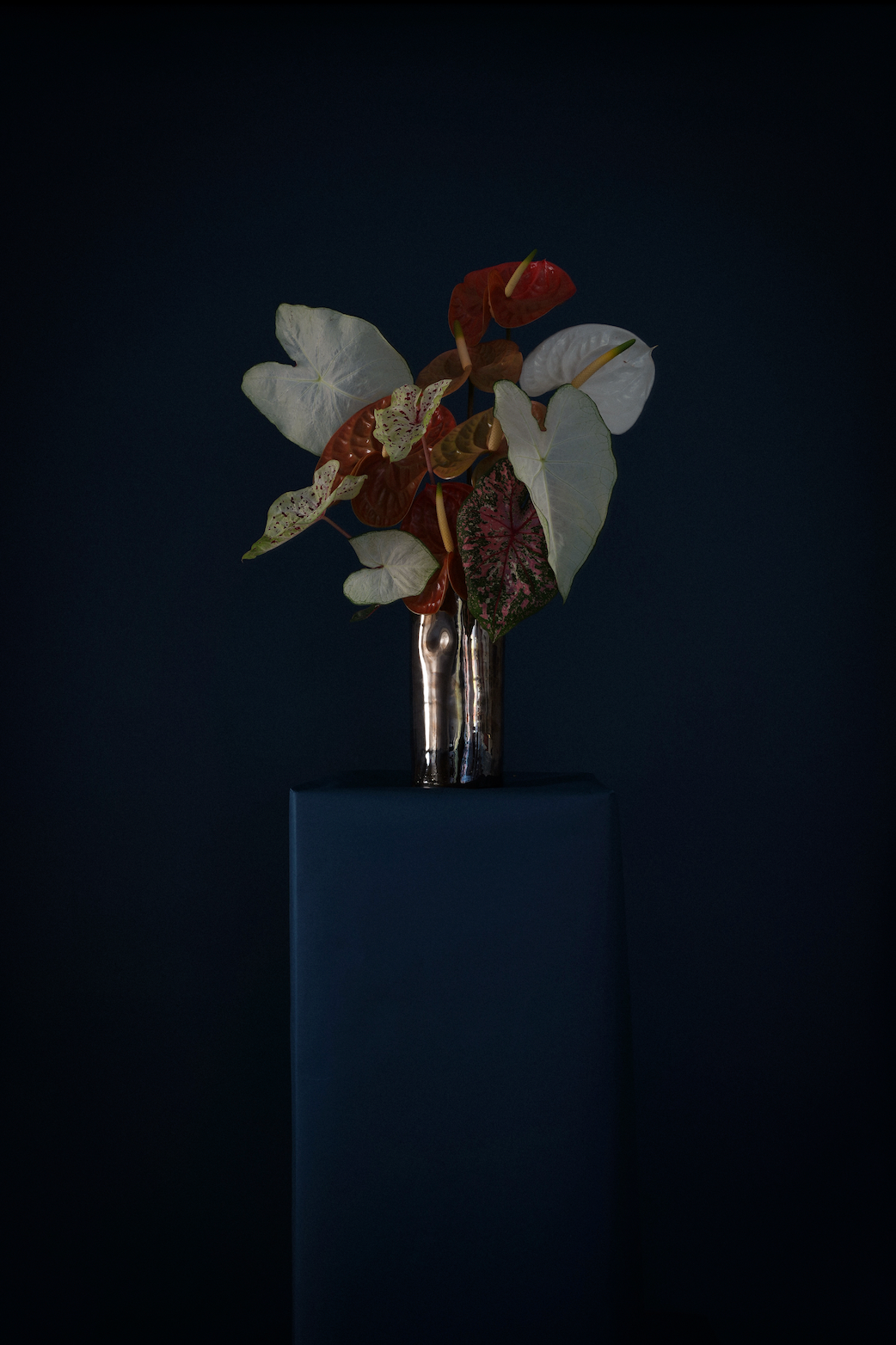 Cylinder Vase in Silver Mirror