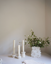 Load image into Gallery viewer, Flowered Square Vase