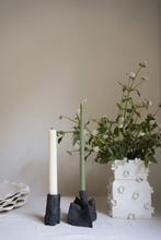 Load image into Gallery viewer, Flowered Square Vase