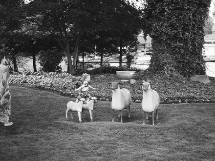 THE FANTASTIC WORLD OF LES LALANNE