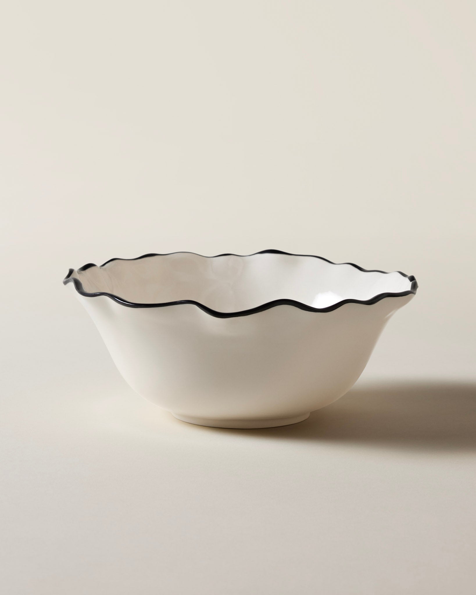 Ribbon Serving Bowl