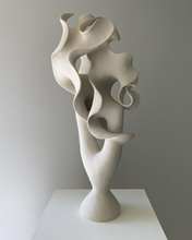 Load image into Gallery viewer, Gardenist ll
