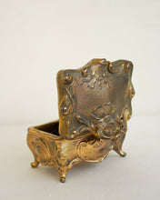 Load image into Gallery viewer, Gilt Jewelry Casket
