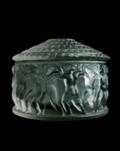 Load image into Gallery viewer, Crystal Relief Trinket Box
