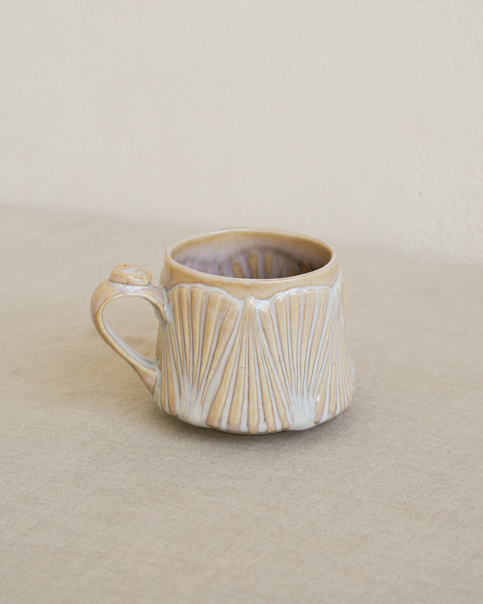 Scallop Mug Rising Sun