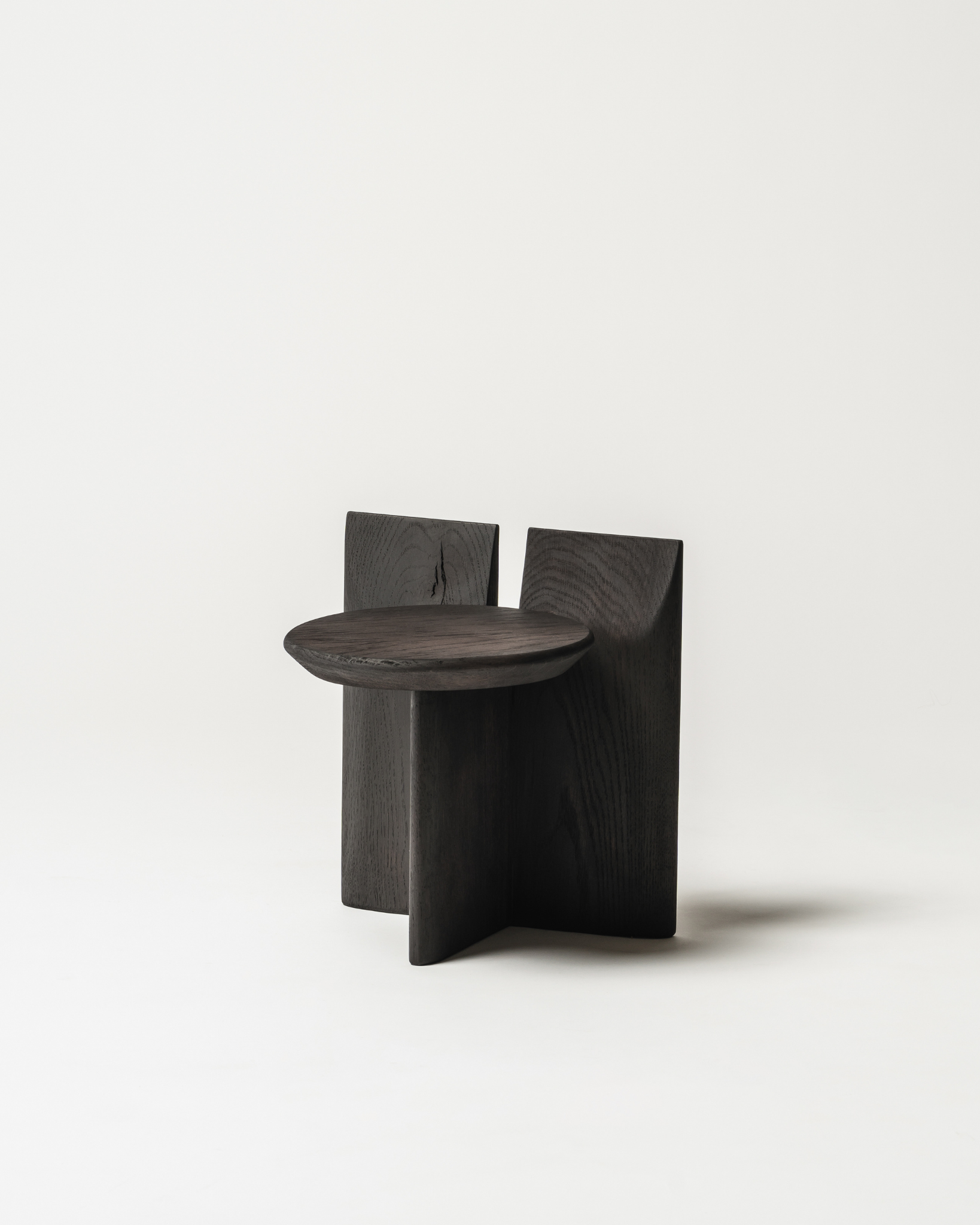 Tabi Stand Medium
