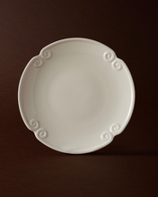 Load image into Gallery viewer, Spiral Dinner Plate
