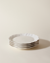 Load image into Gallery viewer, Ribbon Dinner Plate Set of 4, Swan

