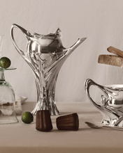 Load image into Gallery viewer, Artemis Premium Teapot
