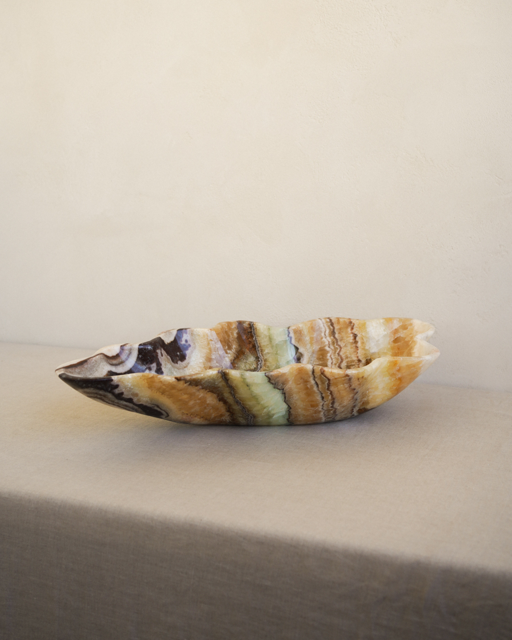SHOP Onyx Bowls – LES Collection