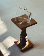 Load image into Gallery viewer, Oak Pedestal Table
