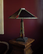 Load image into Gallery viewer, Stained Glass Table Lamp
