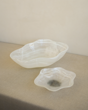 Load image into Gallery viewer, Salema Onyx Bowl

