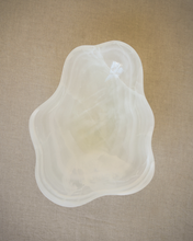 Load image into Gallery viewer, Salema Onyx Bowl
