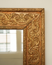 Load image into Gallery viewer, Gilt Foliate Mirror
