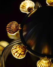 Load image into Gallery viewer, The Lamp With Shells
