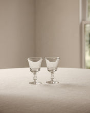 Load image into Gallery viewer, Eleanor Glass Set
