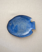 Load image into Gallery viewer, Cobalt Blue Fish Platter
